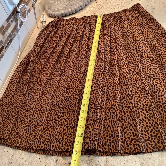 Requirements Vintage Leopard Print Brown Pleated Skirt Pull On Size 20W - Picture 5 of 5